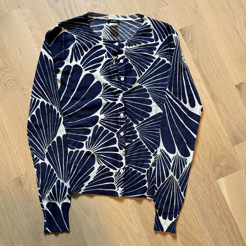 J.Crew 100% Merino Fan Print Cardigan Size S Navy and Cream
